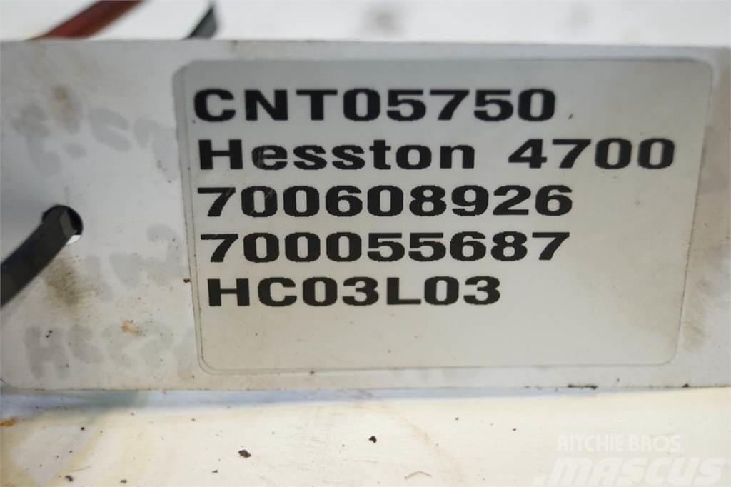 Hesston 4700 Maisu satvērēji