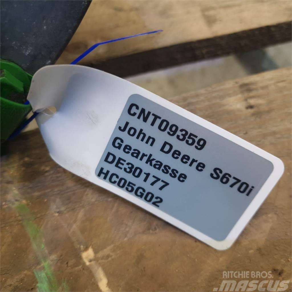 John Deere S670 Transmisija