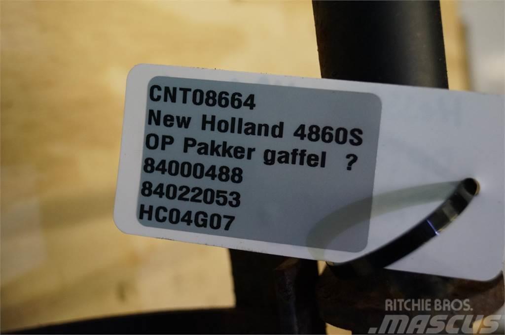 New Holland 4860 Maisu satvērēji