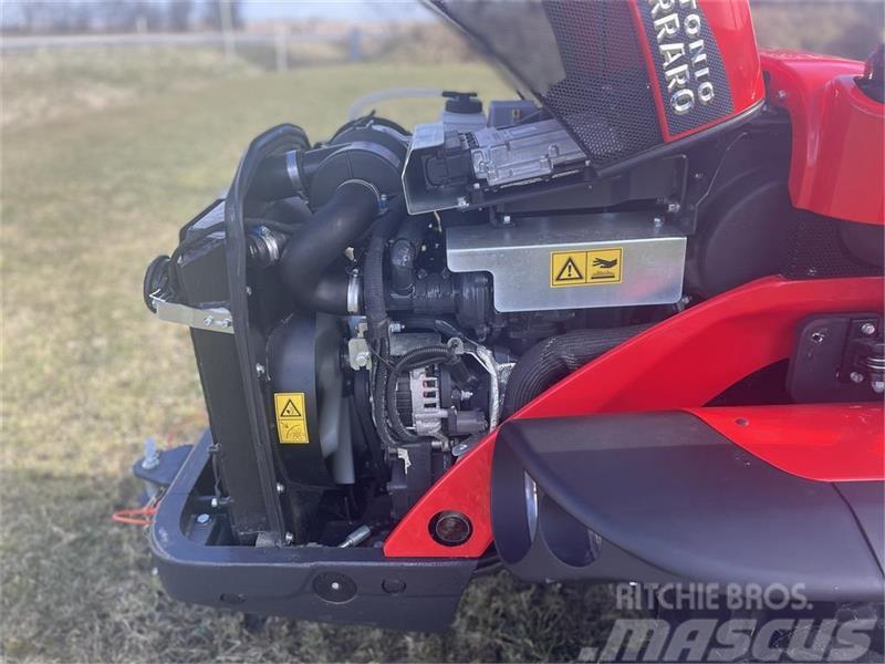 Antonio Carraro TTR 4800 HST Kompaktie traktori