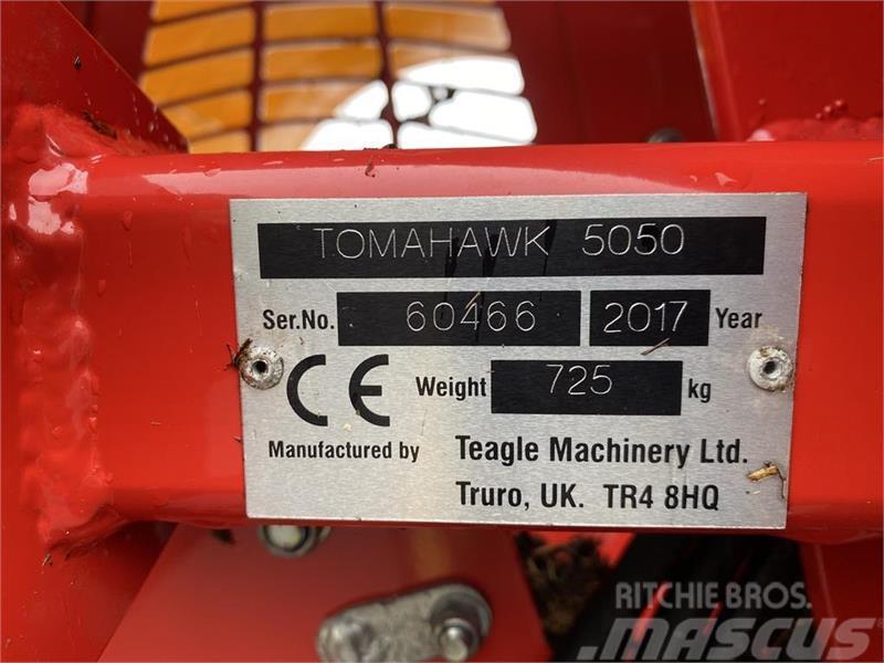 Tomahawk 5050 Teagle Cits lopbarības novācēju, kombainu aprīkojums