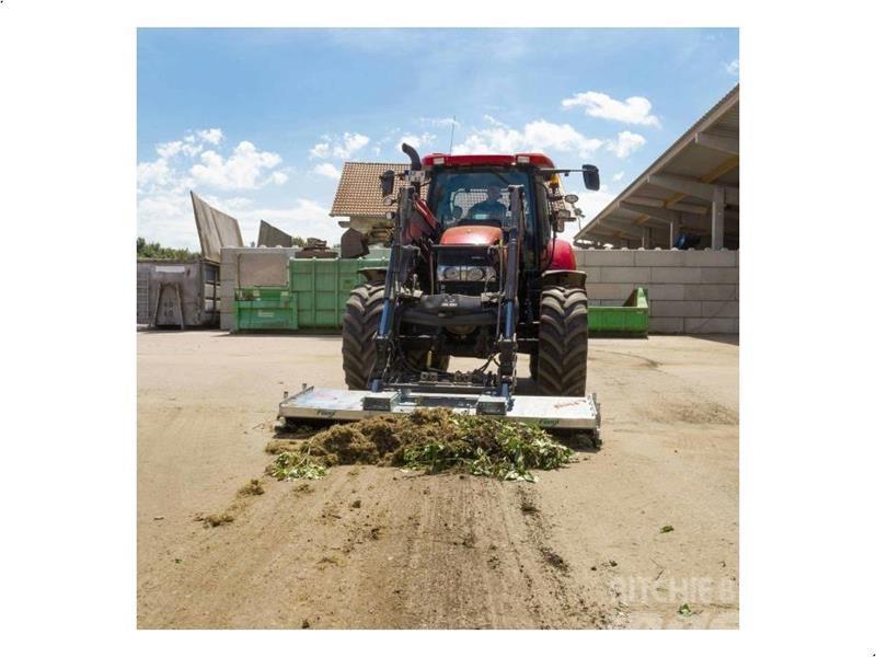 Fliegl Lion Sweeper 2500 Cits traktoru papildaprīkojums