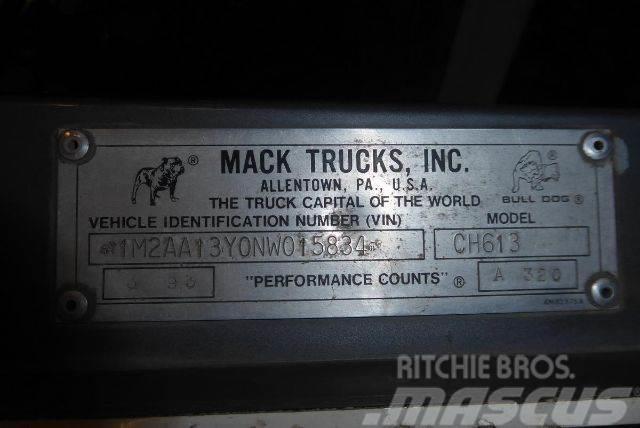 Mack CH613 Šasija ar kabīni