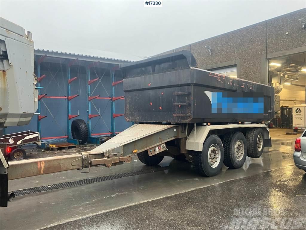 Istrail 3 Axle Dump Truck rep. object Citas piekabes