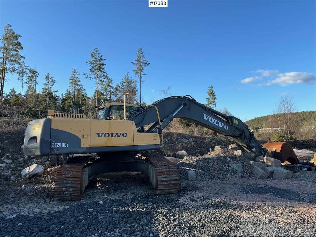Volvo EC290CL Tracked excavator w/ digging bucket and ch Kāpurķēžu ekskavatori