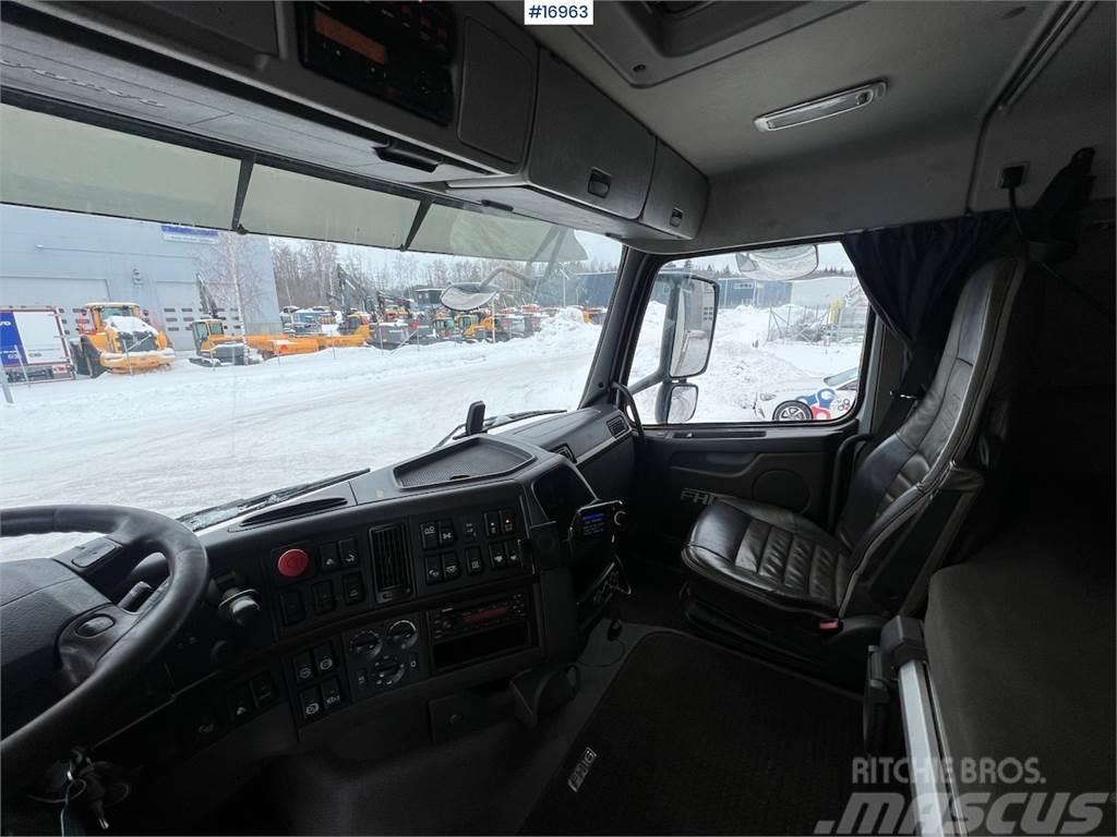 Volvo FH16 tridem hook truck w/ 24T Hiab Multilift hook  Treileri ar āķi
