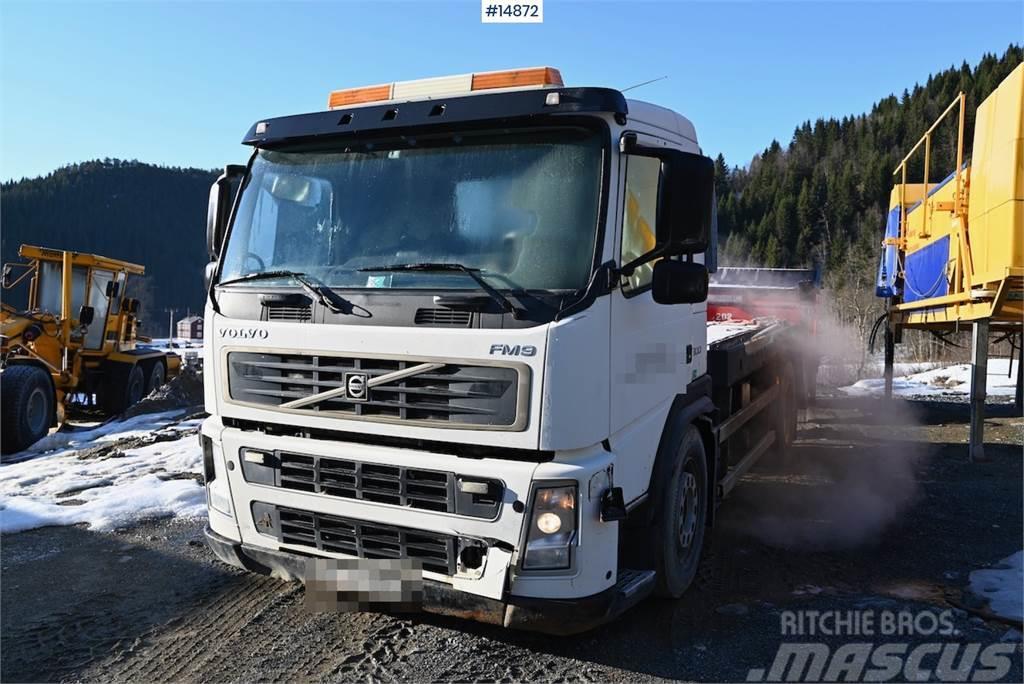 Volvo FM300 4x2 Machine freight/flatbed truck rep. objec Platformas/izkraušana no sāniem