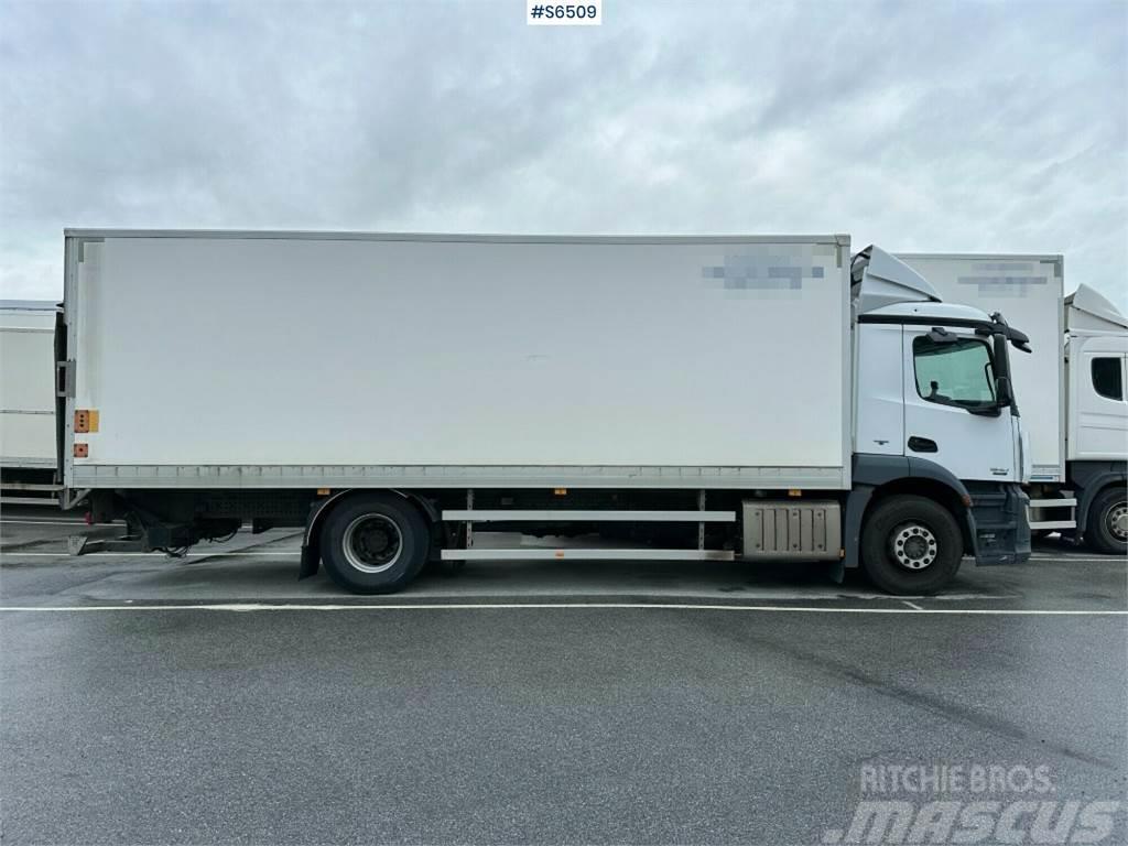 Mercedes-Benz Antos 1840 Box Truck With Tail Lift Furgons