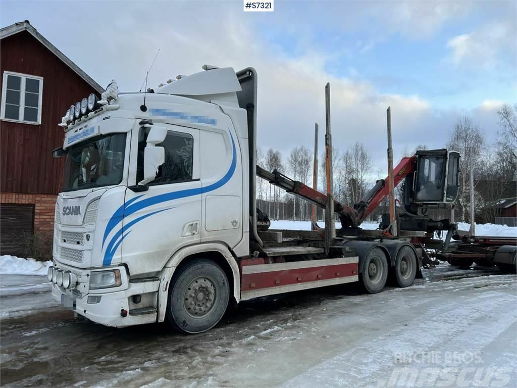 Scania R650 Timber truck with wagon and crane Kokvedēji