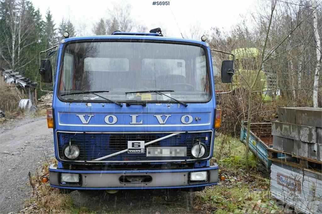 Volvo F610 4x2 Old truck with crane REP.OBJECT Smagās mašīnas ar celtni