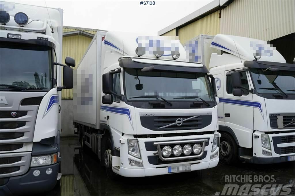 Volvo FH Boxtruck with opening side Furgons