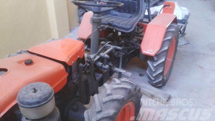  946/603 Traktori