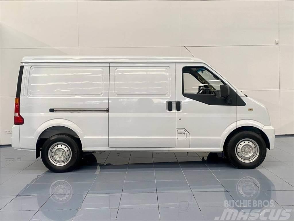 DFSK Serie C Pick Up Model C35 Van - Preču pārvadāšanas furgoni
