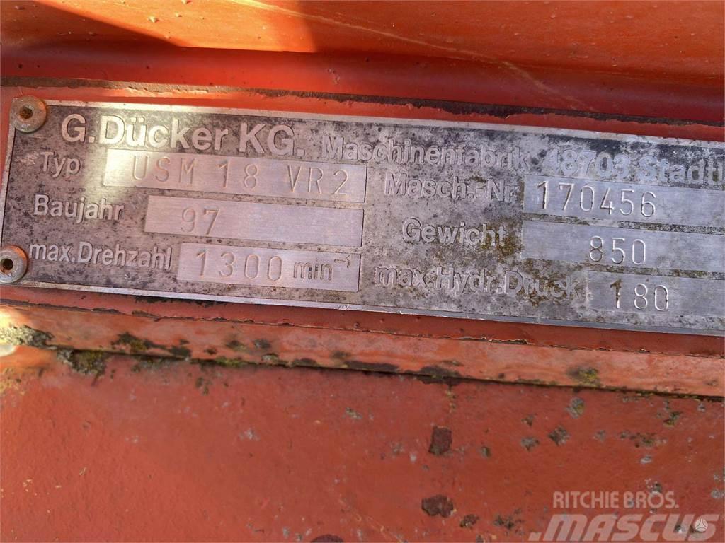 Dücker 150 Pļaujmašīnas ar kondicionieri