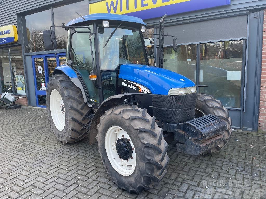 New Holland TD 95 D Traktori