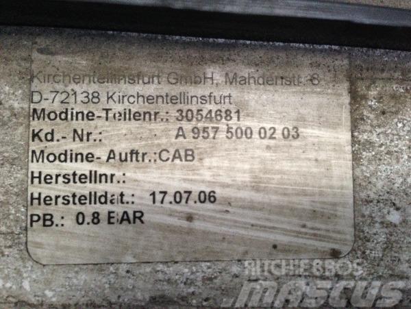 Mercedes-Benz Kühlerpaket Econic A957 500 0203 / A9575000203 Dzinēji