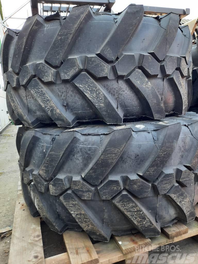 Michelin XF Tyres & Rims (set of 4) Ekskavatori uz riteņiem