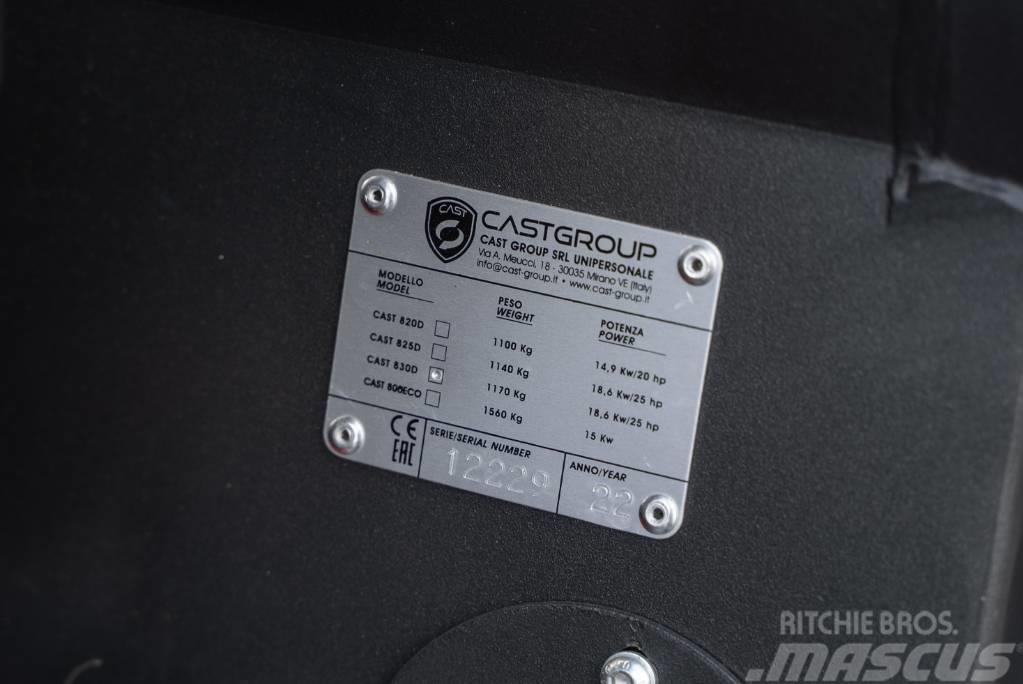 Cast 830D CARBON Mini iekrāvēji