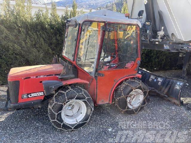 Carraro TTR 4400HST Kompaktie traktori