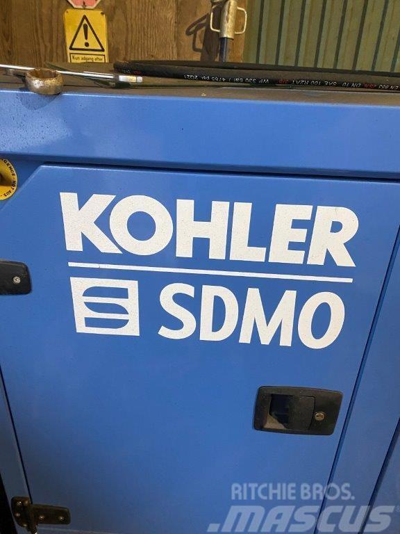 John Deere Generator / Kohler SDMO Model 44 Citi ģeneratori