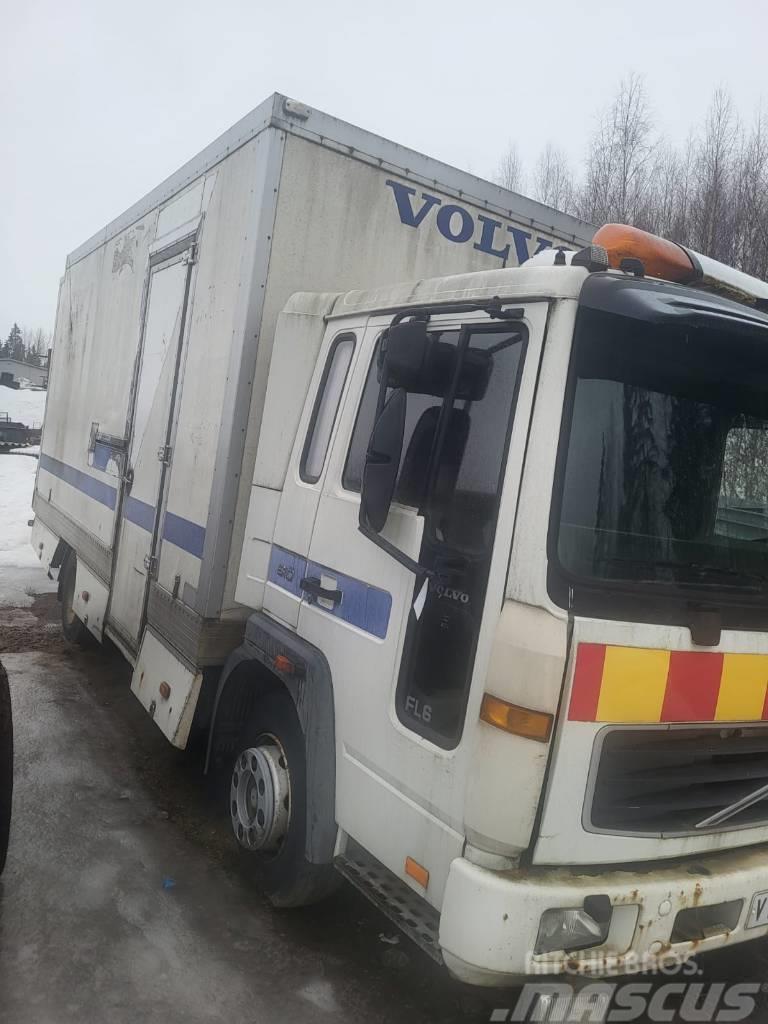 Volvo FL608/3700 Īpaši konteineri