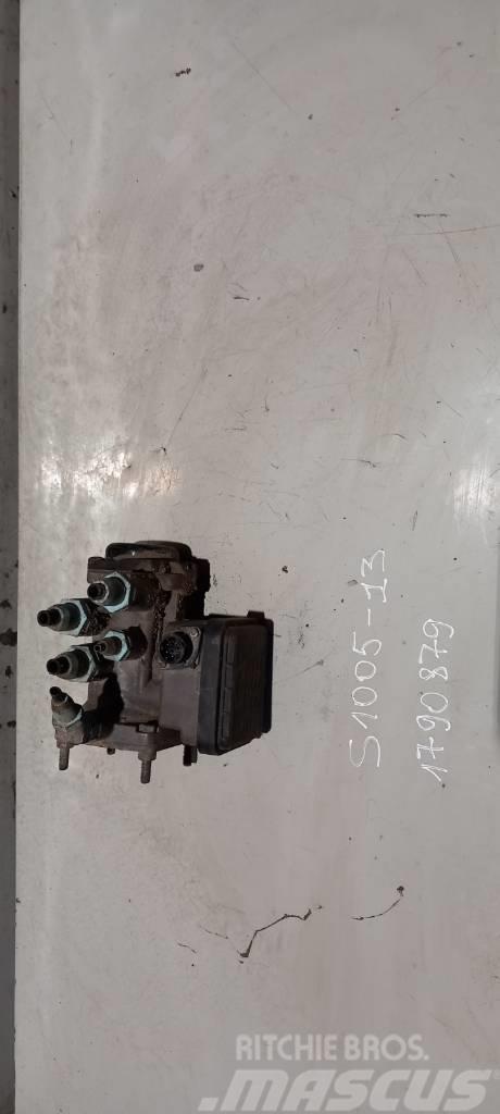 Scania R440 EBS valve 1790879 Pārnesumkārbas