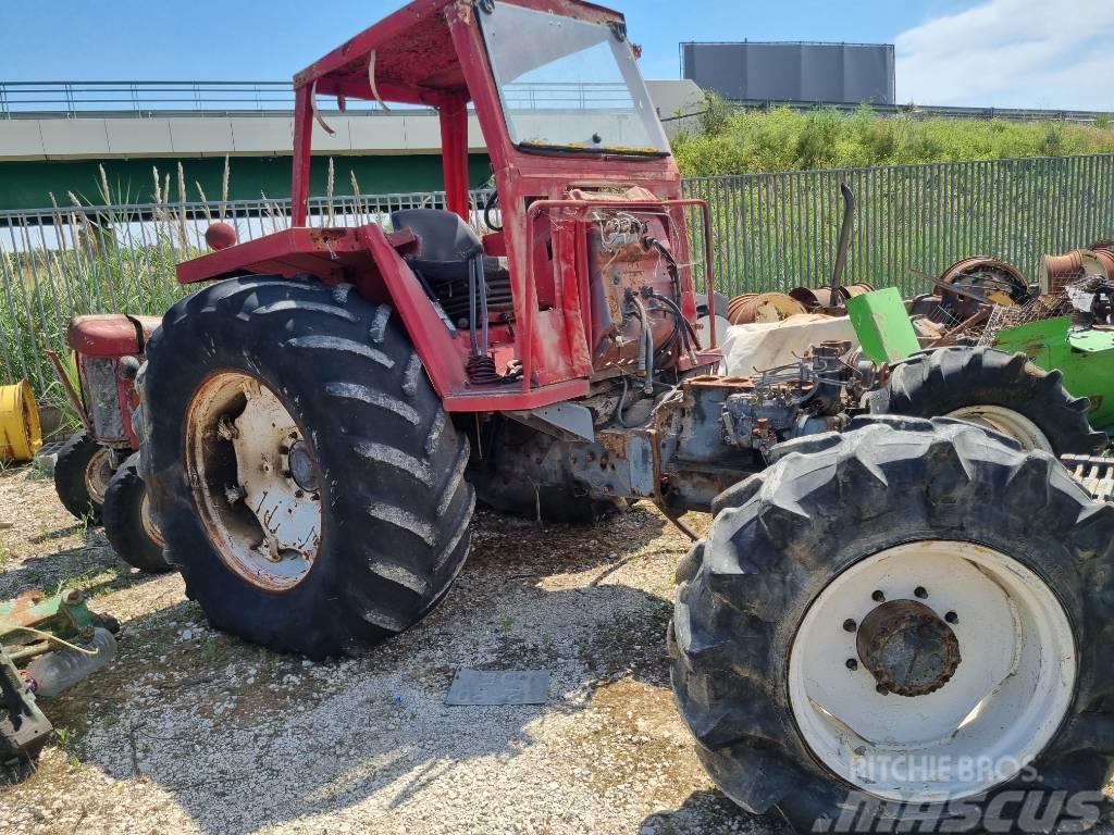 Steyr PARA PEÇAS 8075 Traktori