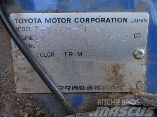 Toyota T-YM65 Platformas/izkraušana no sāniem