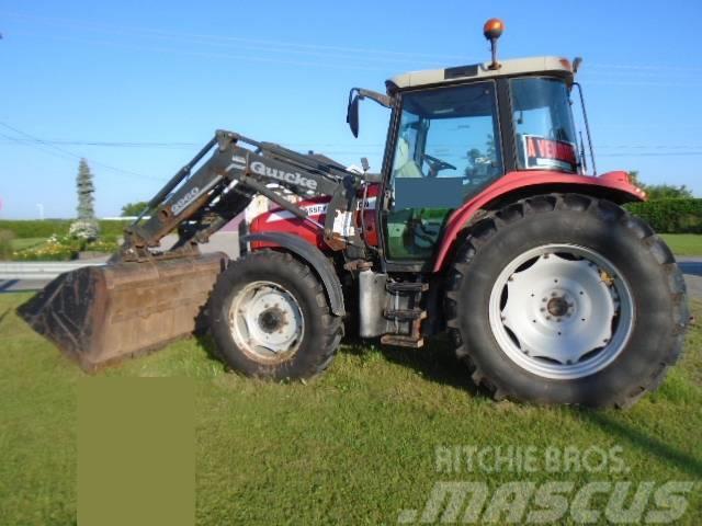 Massey Ferguson 5455 Traktori