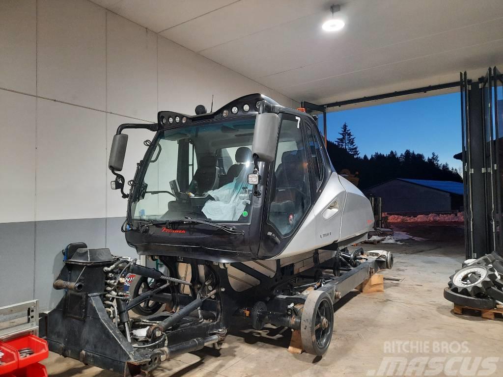 Prinoth new leitwolf Sniega traktori