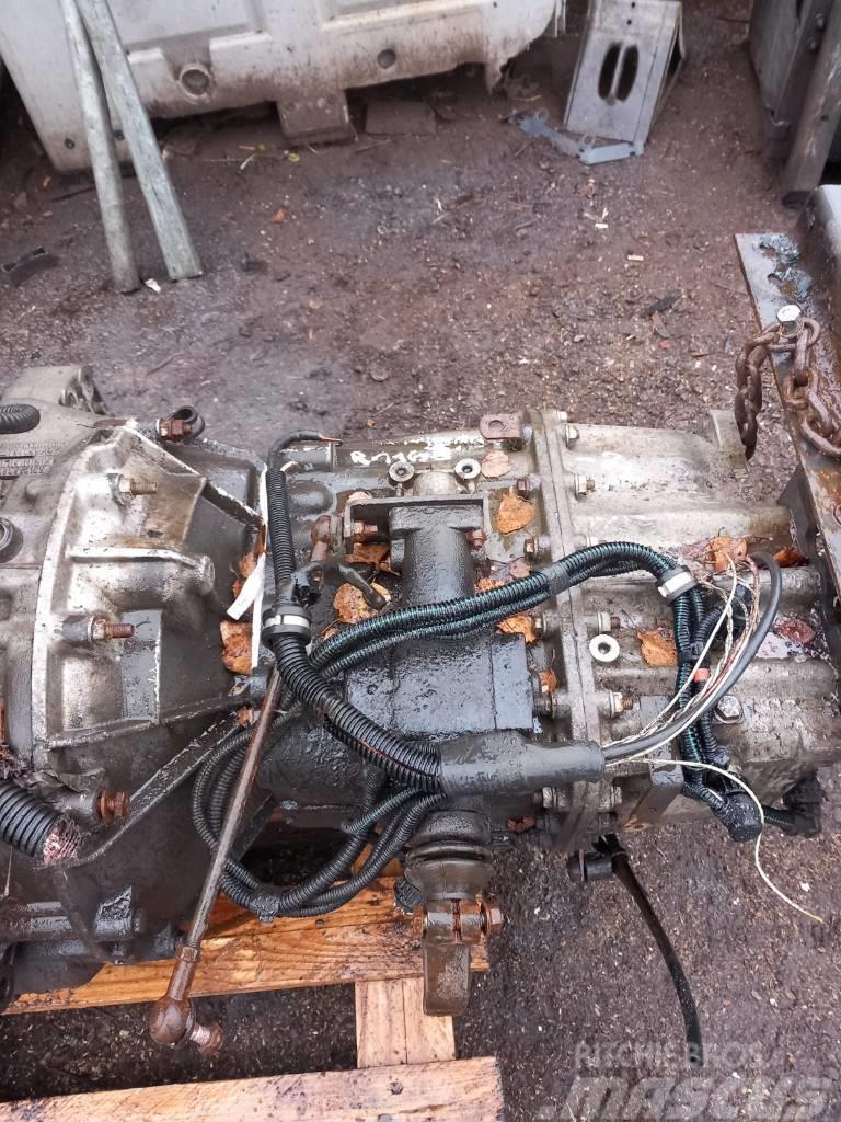 Renault Midlum 240 EATON FS5206A gearbox Pārnesumkārbas