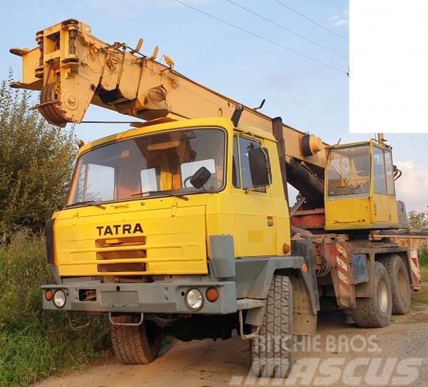 Tatra 815 +AD20 T Smagās mašīnas ar celtni