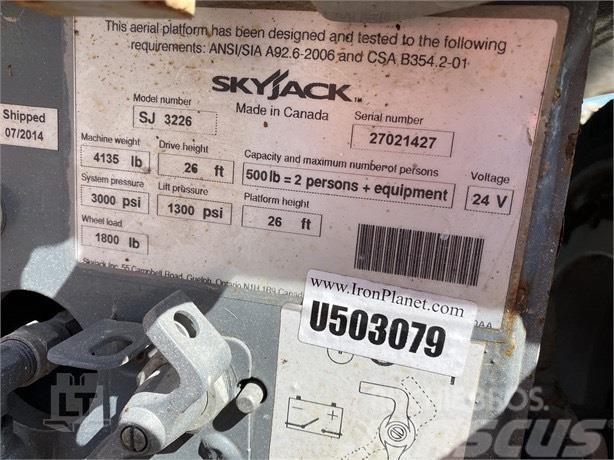 SkyJack SJ III 3226 Šķerveida pacēlāji