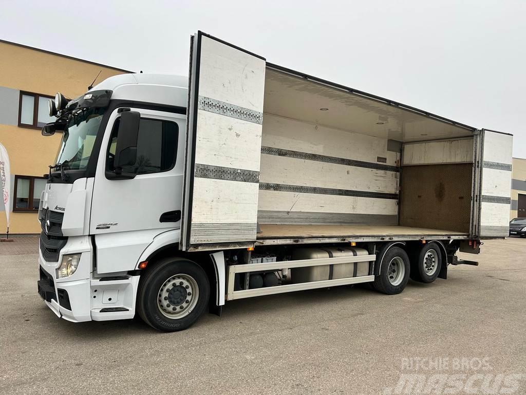 Mercedes-Benz Actros 2542 6x2 + SIDE OPENING + ADR Furgons