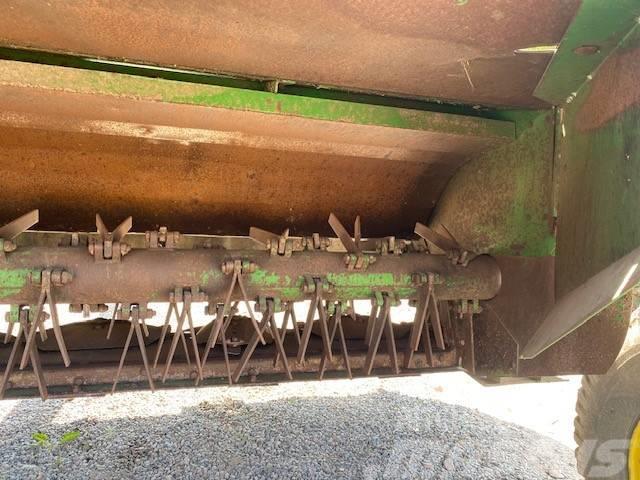 John Deere 735 Pļaujmašīnas ar kondicionieri