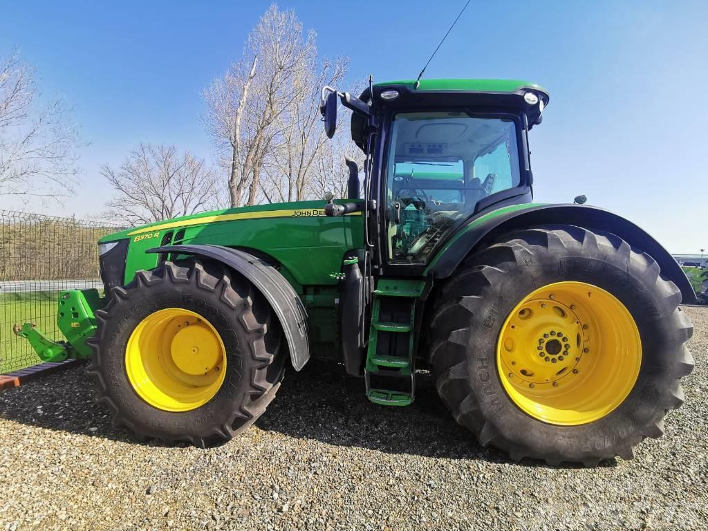 John Deere 8370 R Traktori