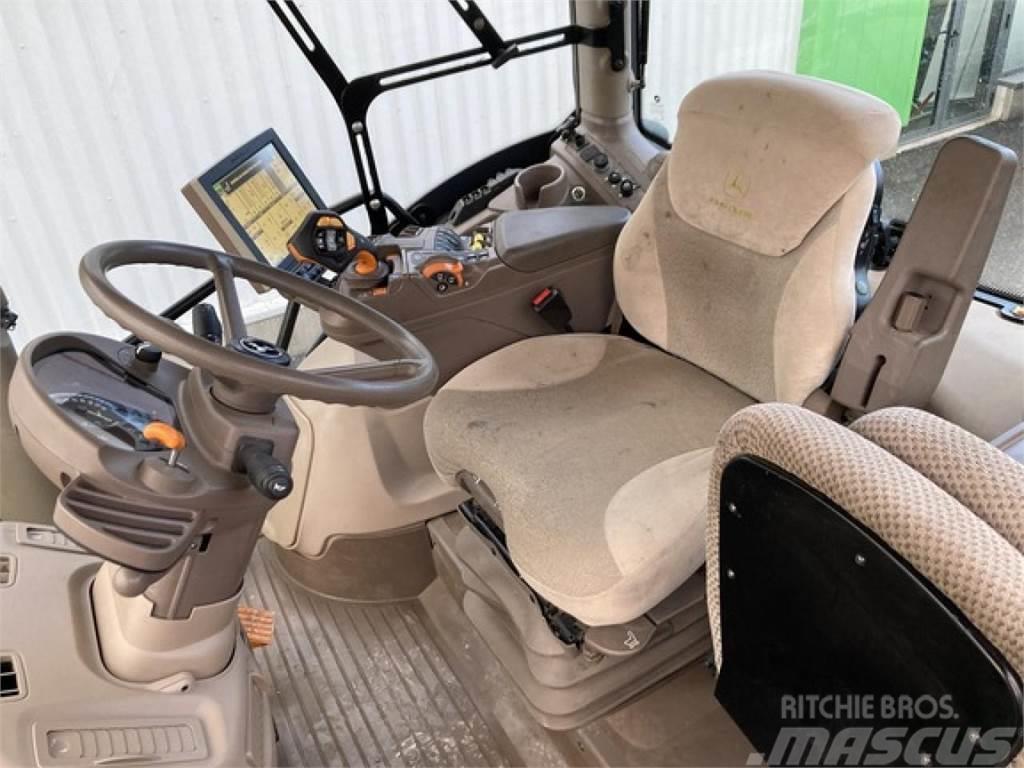 John Deere 6230R Traktori