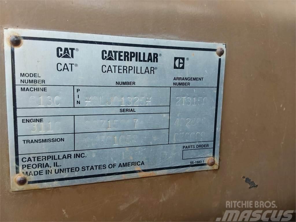 CAT 613C Autocisternas