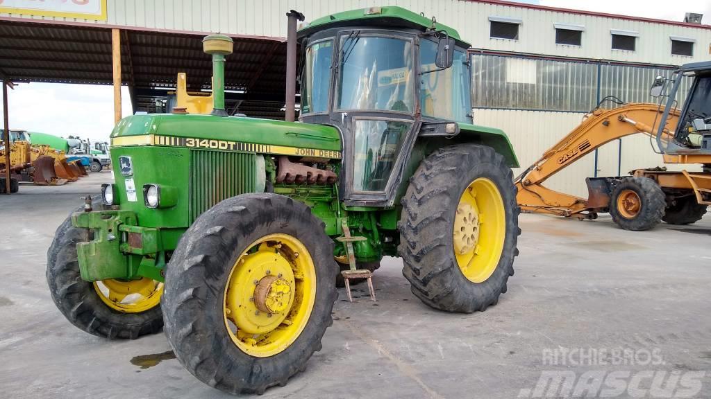 John Deere 3140 DT Traktori