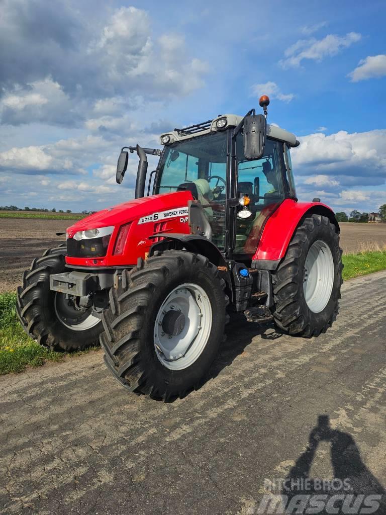 Massey Ferguson 5712 S 2018r Traktori