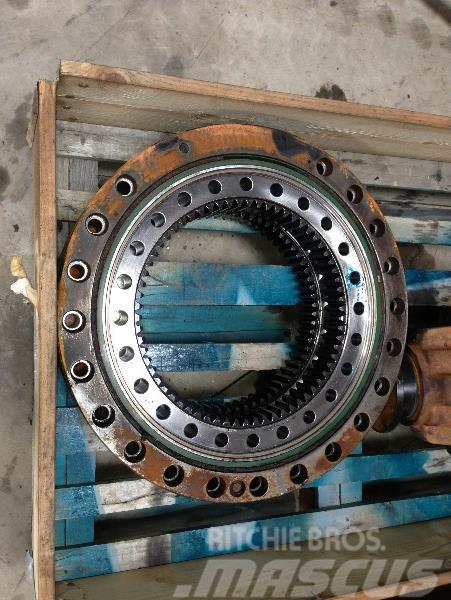 John Deere Timberjack 1710 / 1710D / 1470D boggie bearings Transmisija