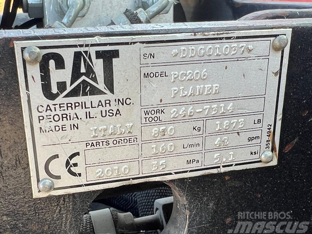 CAT PC206 Asfalta klājēji