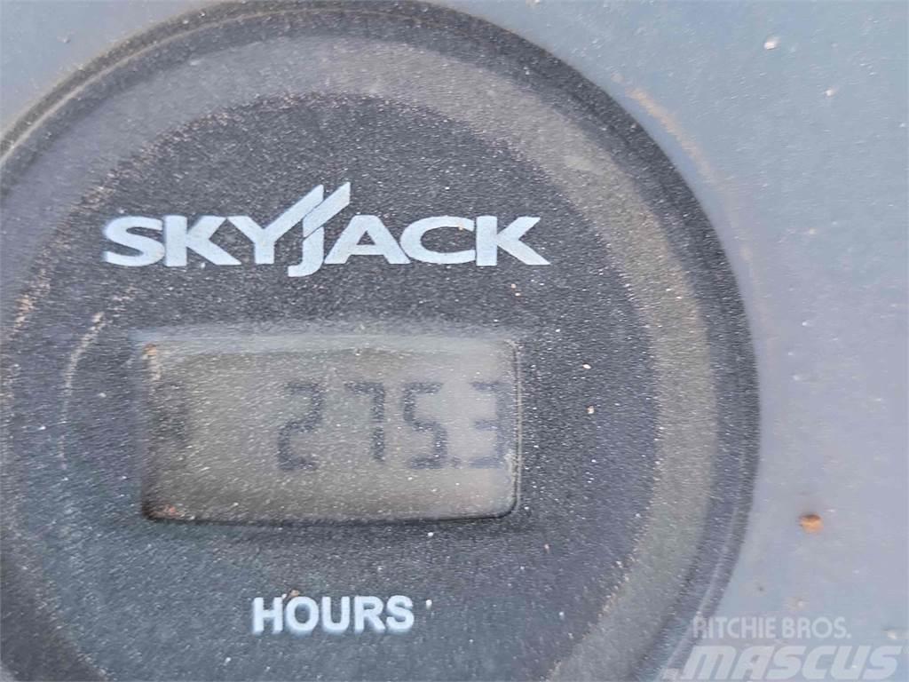 SkyJack SJIII 3219 Šķerveida pacēlāji