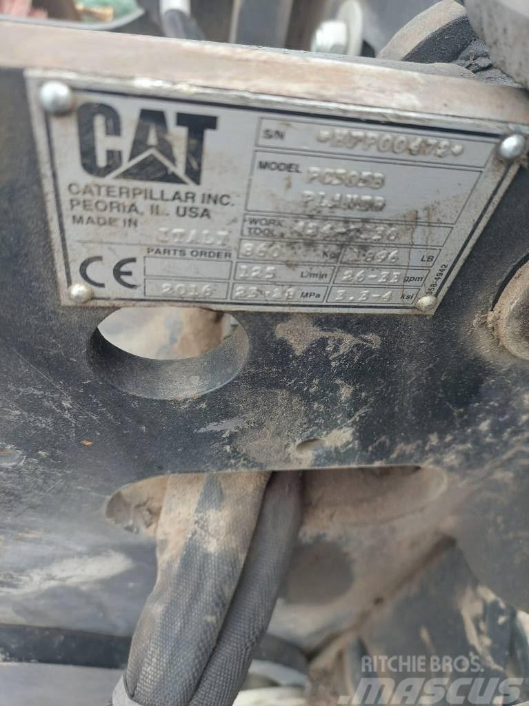 CAT PC305B Asfalta frēzes
