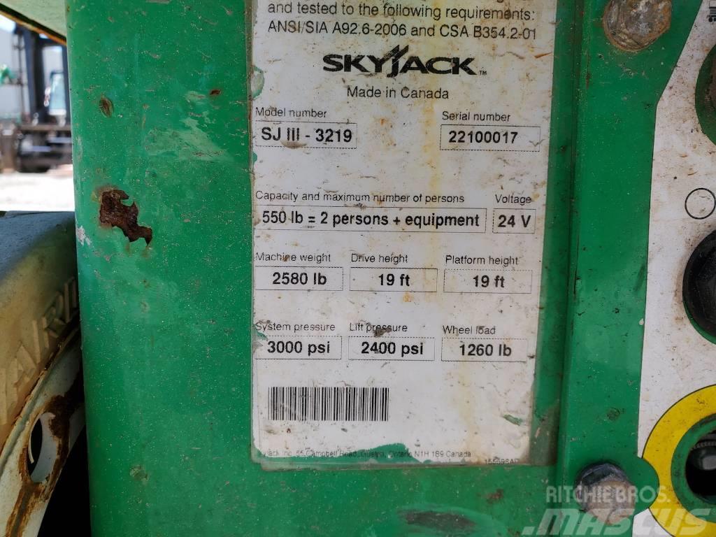 SkyJack SJ III 3219 Šķerveida pacēlāji