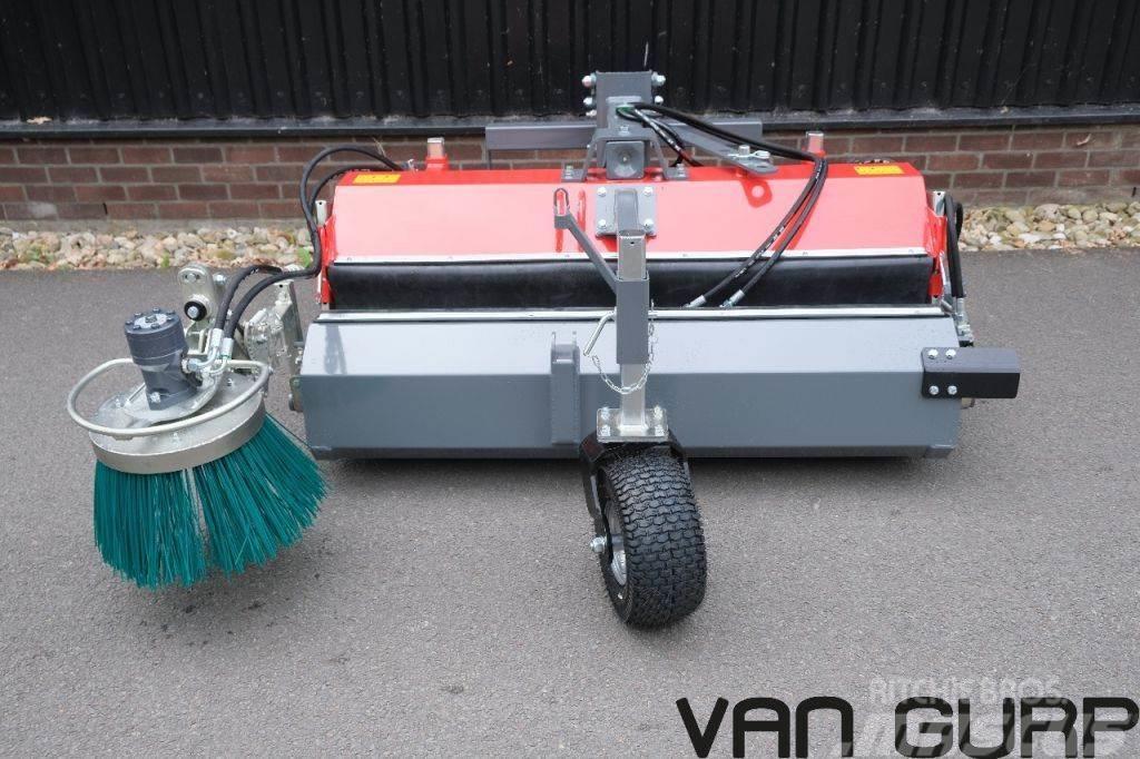 Weidemann Veegmachine met hydraulische opvangbak en zijborst Ielu tīrīšanas mašīnas