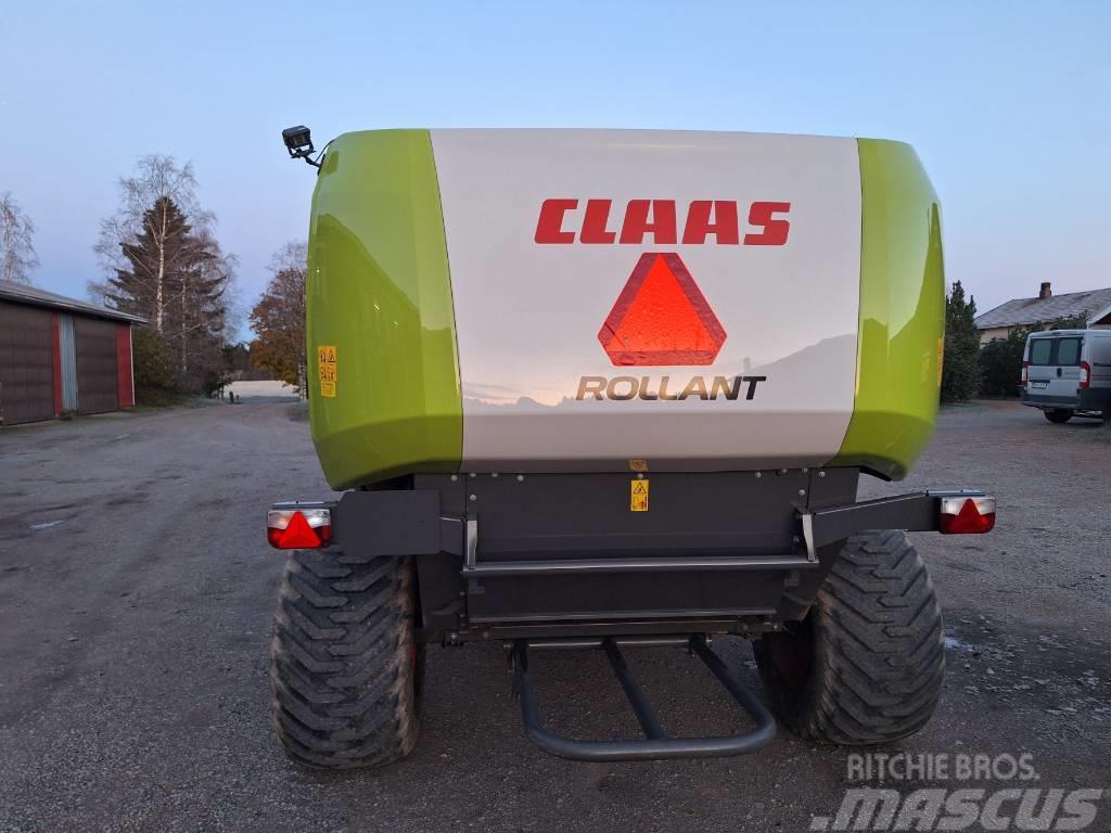 CLAAS Rollant 540 RC Rituļu preses