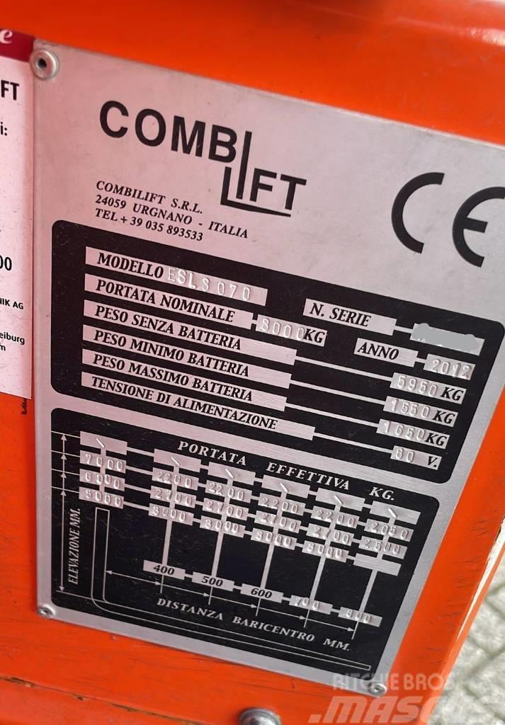 Combilift ESL 3070 Četru virzienu krāvēji