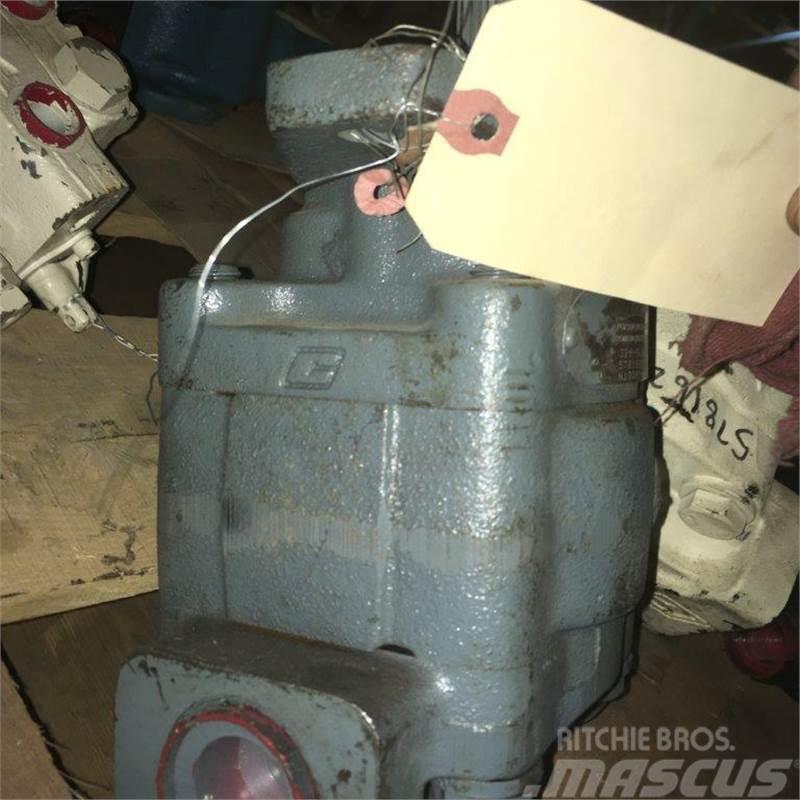 Parker Auxiliary Pump with HI Pressure Seal Urbšanas iekārtu piederumi un rezerves daļas