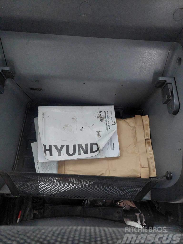Hyundai HW140 Ekskavatori uz riteņiem